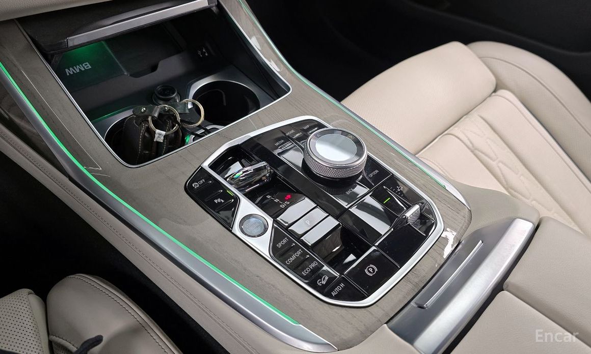 2023 BMW X7 I (G07) Рестайлинг xDrive 40d Design Pure Excellence 6-Seater с пробегом 30 828 км