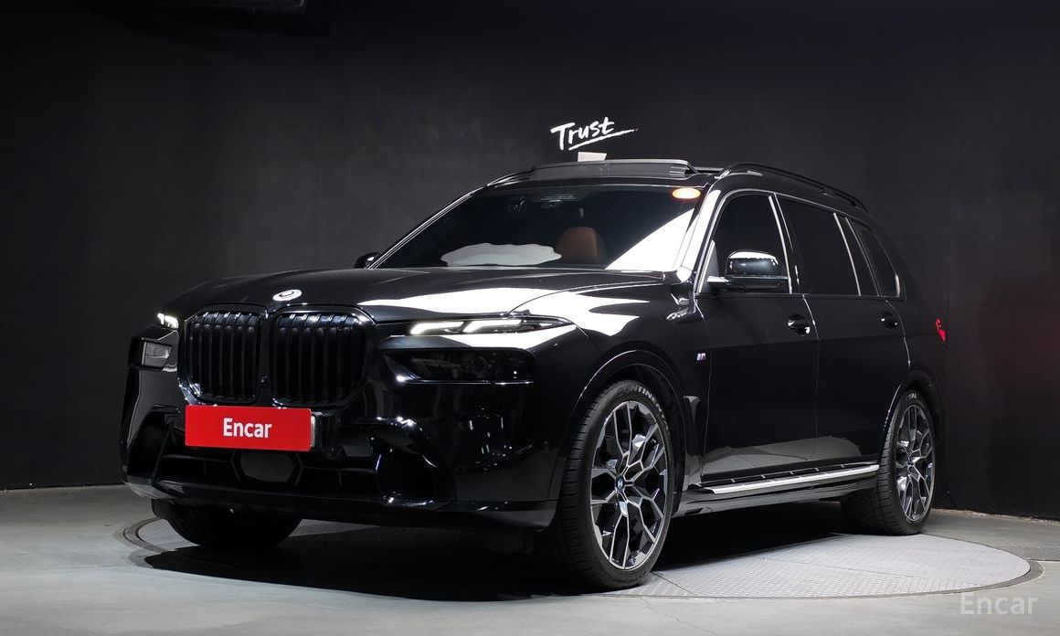 2023 BMW X7 I (G07) Рестайлинг xDrive 40i M Sport 7STR с пробегом 53 683 км