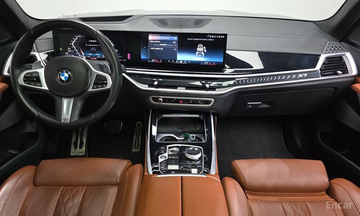 2023 BMW X7 I (G07) Рестайлинг xDrive 40i M Sport 6STR с пробегом 40 095 км