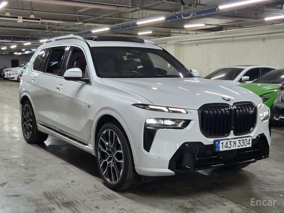 2023 BMW X7 I (G07) Рестайлинг xDrive 40i M Sport 6STR с пробегом 35 875 км