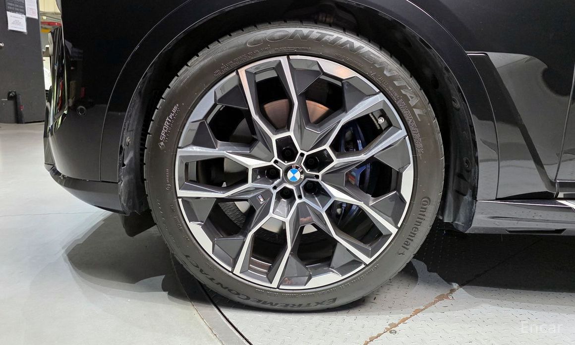 2023 BMW X7 I (G07) Рестайлинг xDrive 40i M Sport 7STR с пробегом 53 683 км