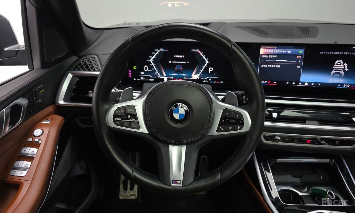 2023 BMW X7 I (G07) Рестайлинг xDrive 40i M Sport 6STR с пробегом 40 095 км