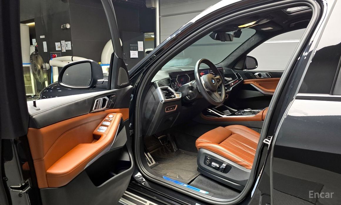 2023 BMW X7 I (G07) Рестайлинг xDrive 40i M Sport 7STR с пробегом 53 683 км