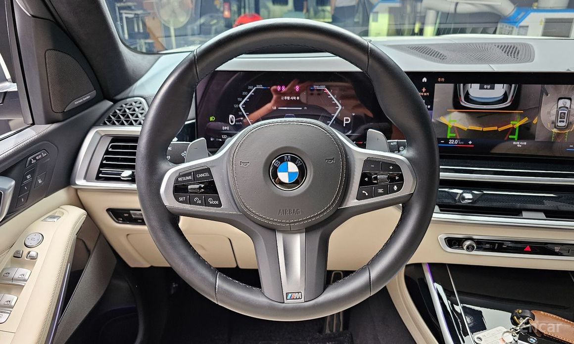 2023 BMW X7 I (G07) Рестайлинг xDrive 40i M Sport 6STR с пробегом 22 029 км