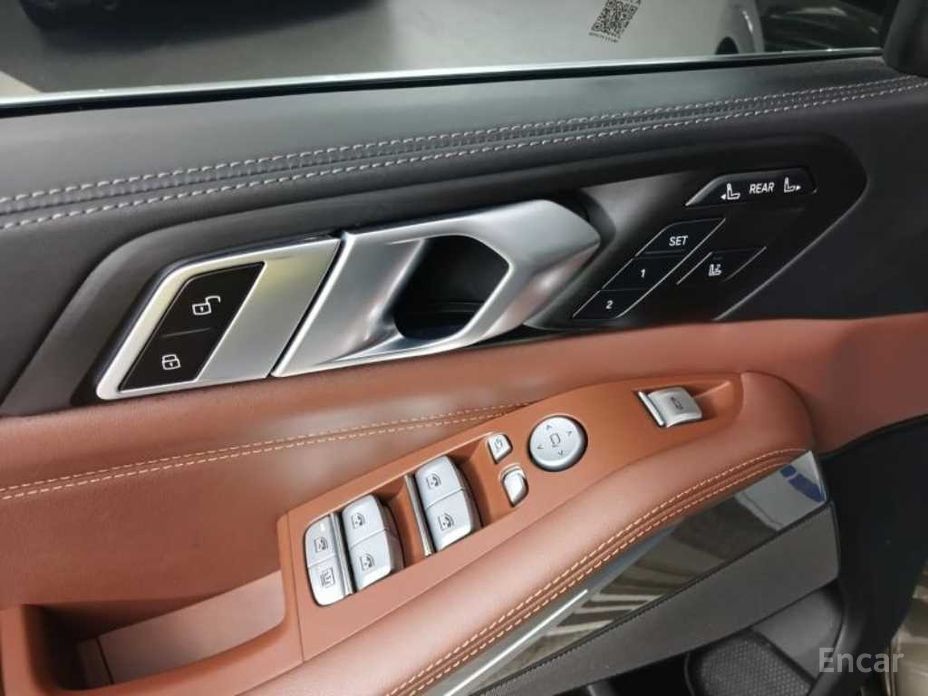2023 BMW X7 I (G07) Рестайлинг xDrive 40d Design Pure Excellence 7-Seater с пробегом 40 988 км