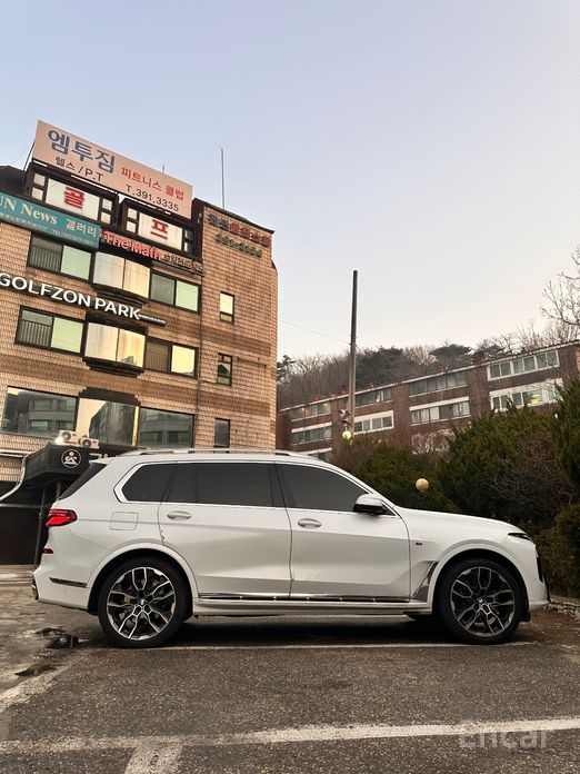 2023 BMW X7 I (G07) Рестайлинг xDrive 40i M Sport 6STR с пробегом 54 622 км