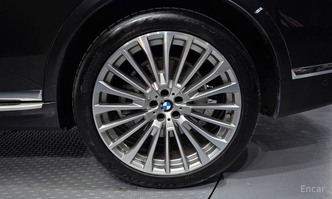 2023 BMW X7 I (G07) Рестайлинг xDrive 40d Design Pure Excellence 7-Seater с пробегом 49 851 км