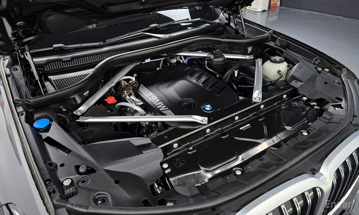 2023 BMW X7 I (G07) Рестайлинг xDrive 40d Design Pure Excellence 7-Seater с пробегом 49 851 км