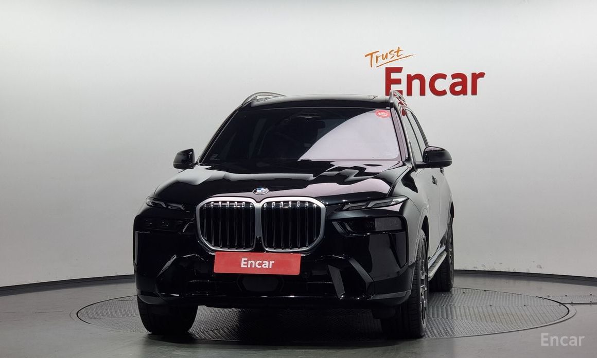 2023 BMW X7 I (G07) Рестайлинг xDrive 40i M Sport 7STR с пробегом 31 010 км