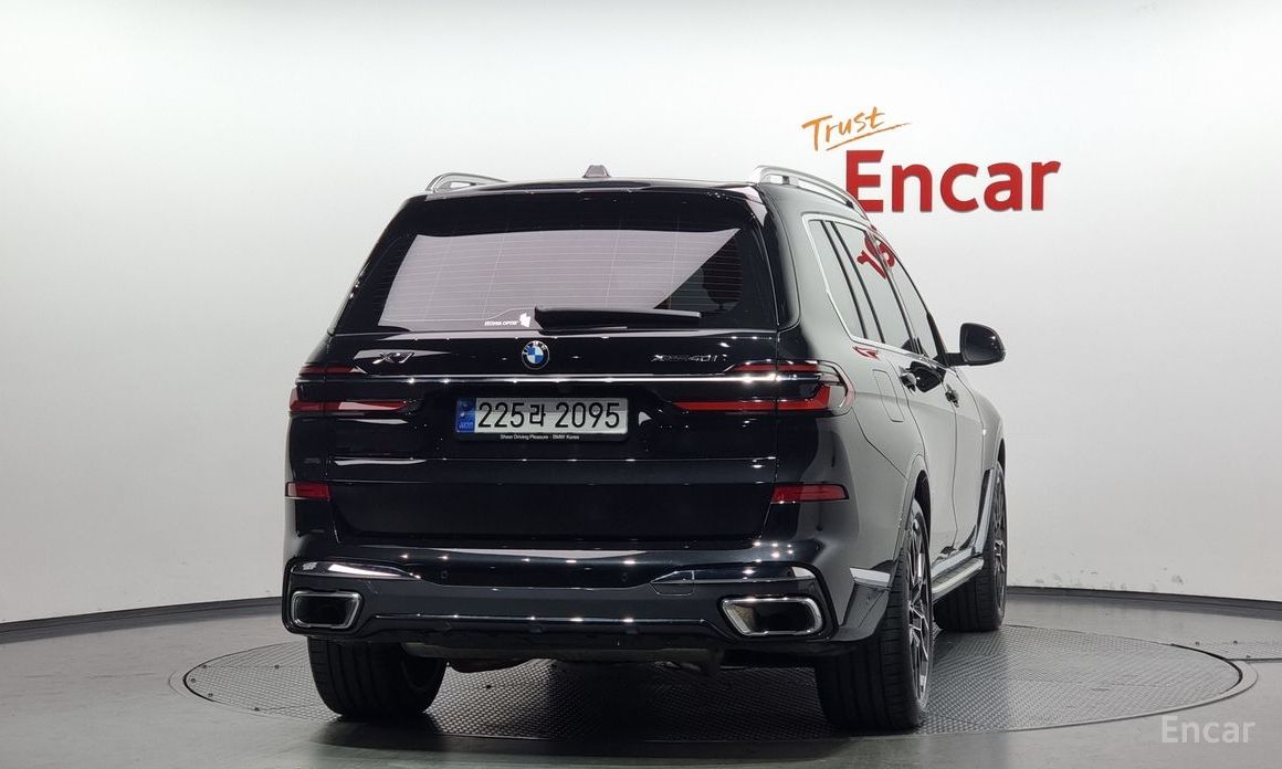 2023 BMW X7 I (G07) Рестайлинг xDrive 40i M Sport 7STR с пробегом 31 010 км