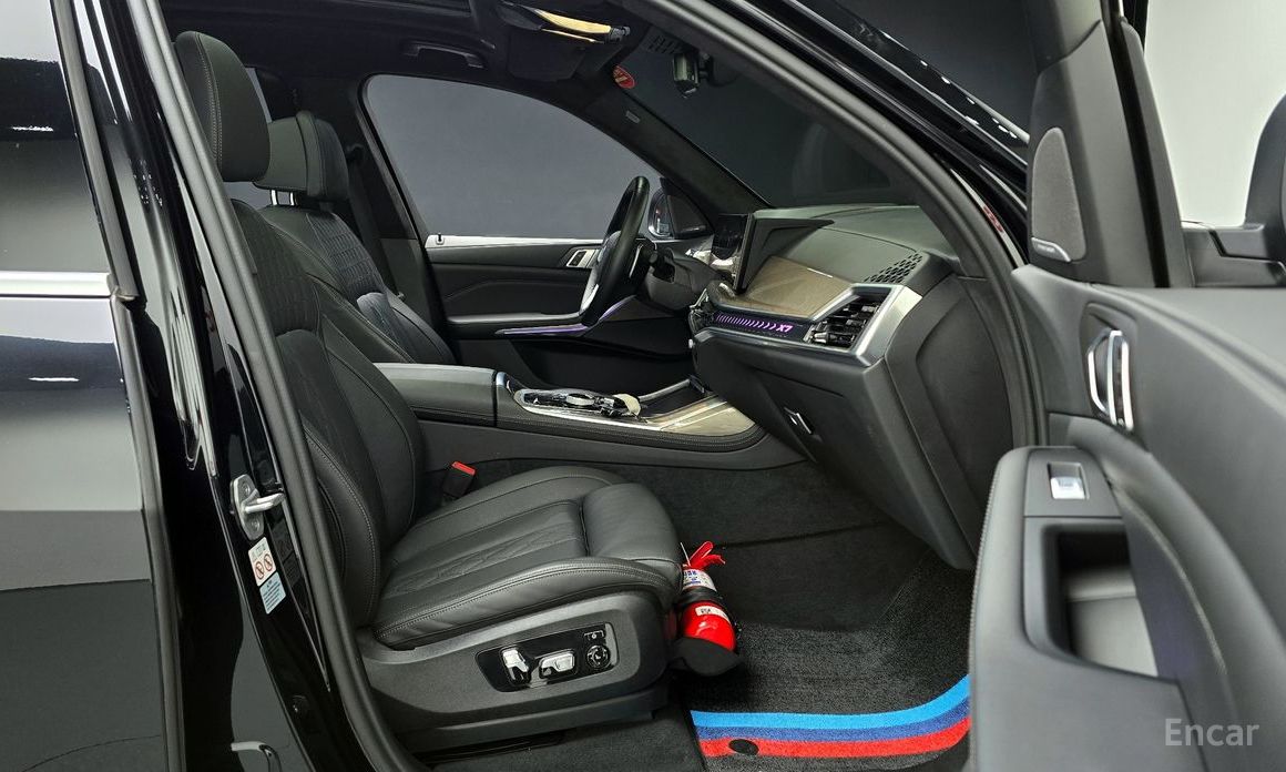 2023 BMW X7 I (G07) Рестайлинг xDrive 40d Design Pure Excellence 7-Seater с пробегом 49 851 км