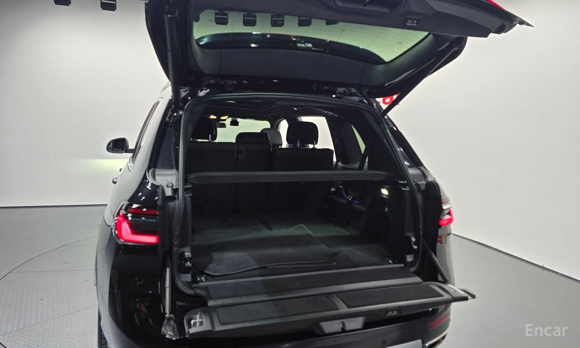 2023 BMW X7 I (G07) Рестайлинг xDrive 40d Design Pure Excellence 7-Seater с пробегом 49 851 км