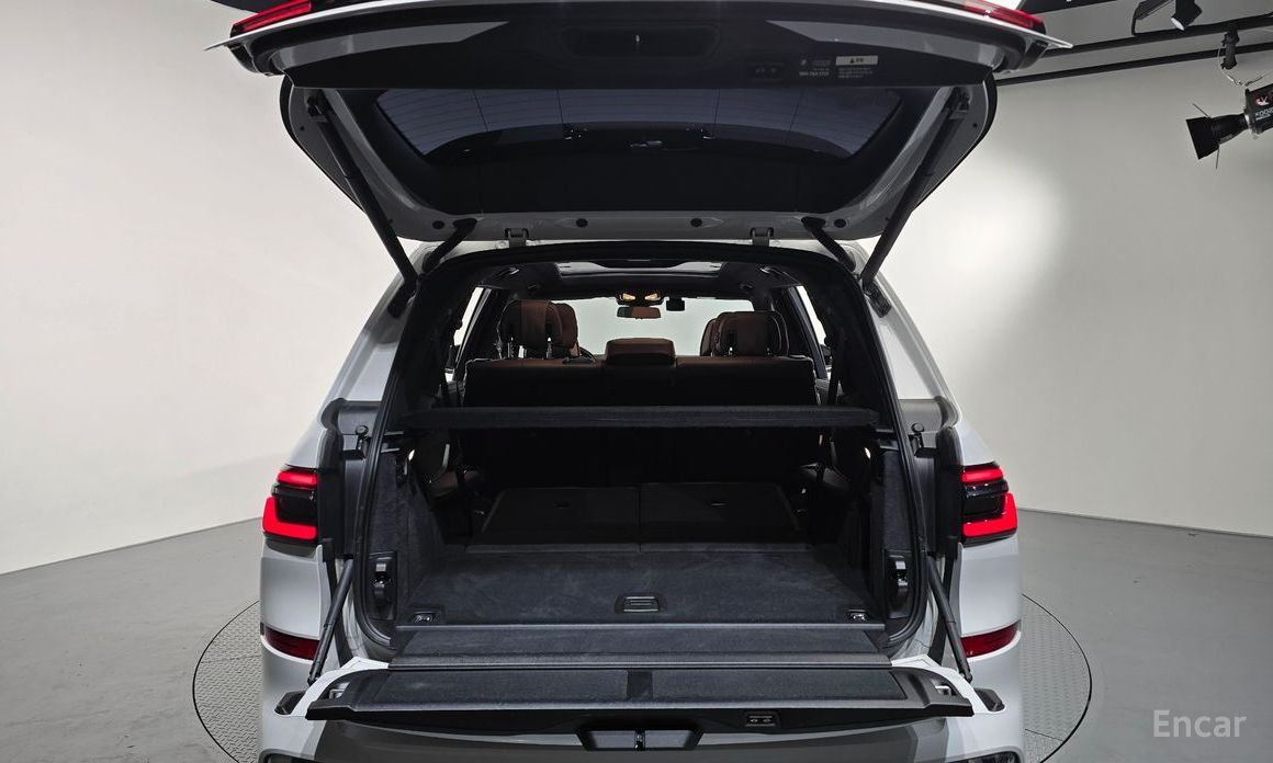 2023 BMW X7 I (G07) Рестайлинг xDrive 40i M Sport 7STR с пробегом 60 858 км