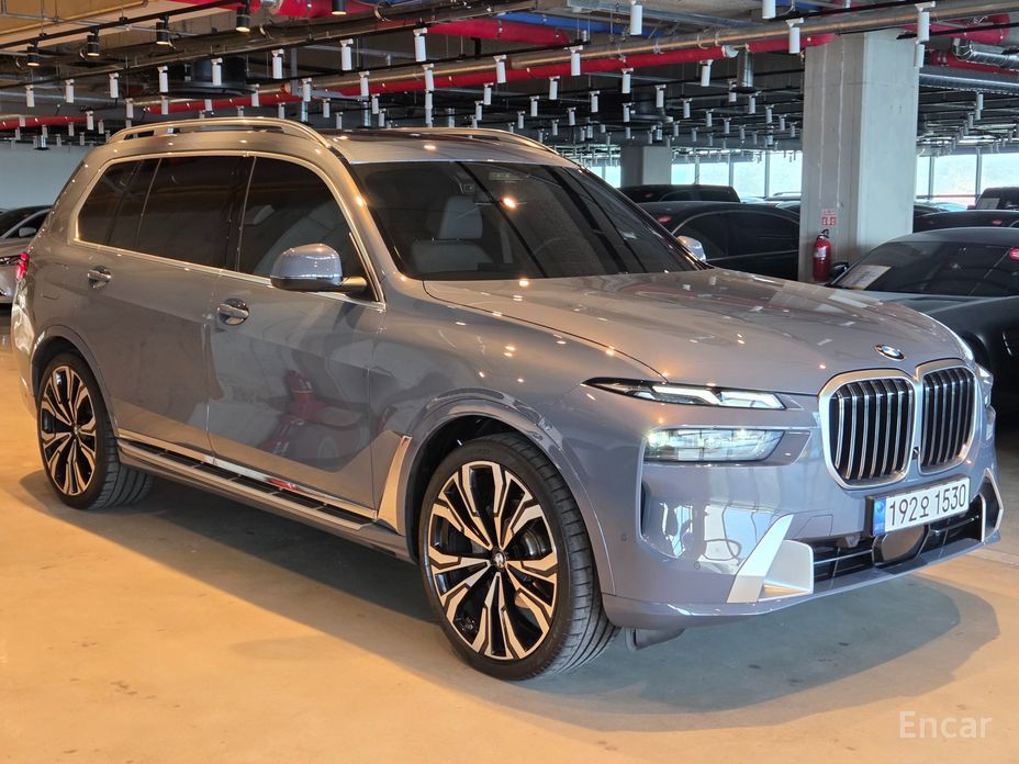 2023 BMW X7 I (G07) Рестайлинг xDrive 40i Design Pure Excellence Frist Edition 6STR с пробегом 89 985 км