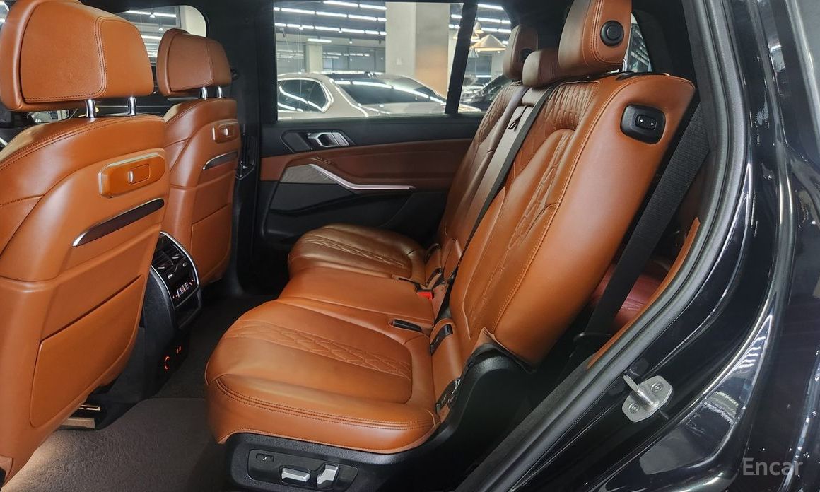2023 BMW X7 I (G07) Рестайлинг xDrive 40i Design Pure Excellence 7-Seater с пробегом 78 579 км