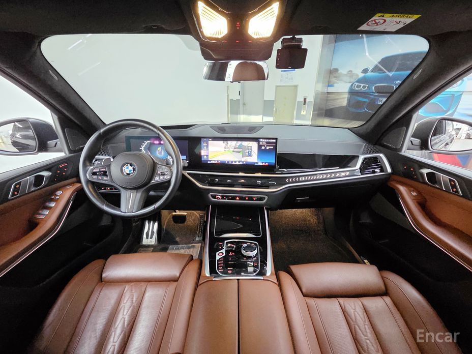 2023 BMW X7 I (G07) Рестайлинг xDrive 40i M Sport 6STR с пробегом 30 138 км