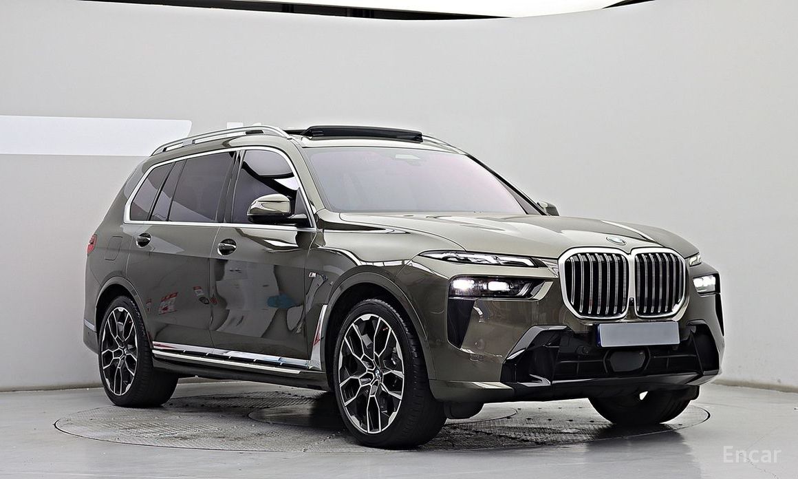2023 BMW X7 I (G07) Рестайлинг xDrive 40i M Sport 6STR с пробегом 44 081 км