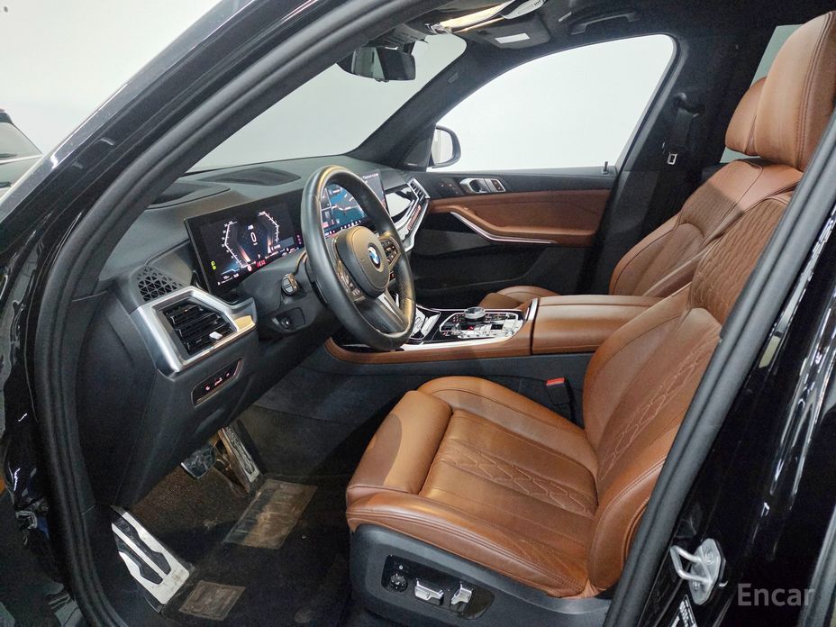 2023 BMW X7 I (G07) Рестайлинг xDrive 40i M Sport 6STR с пробегом 30 138 км