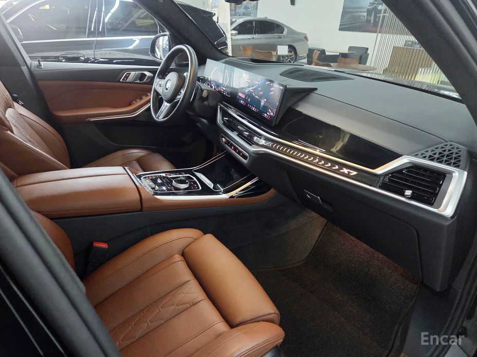 2023 BMW X7 I (G07) Рестайлинг xDrive 40i M Sport 6STR с пробегом 30 138 км