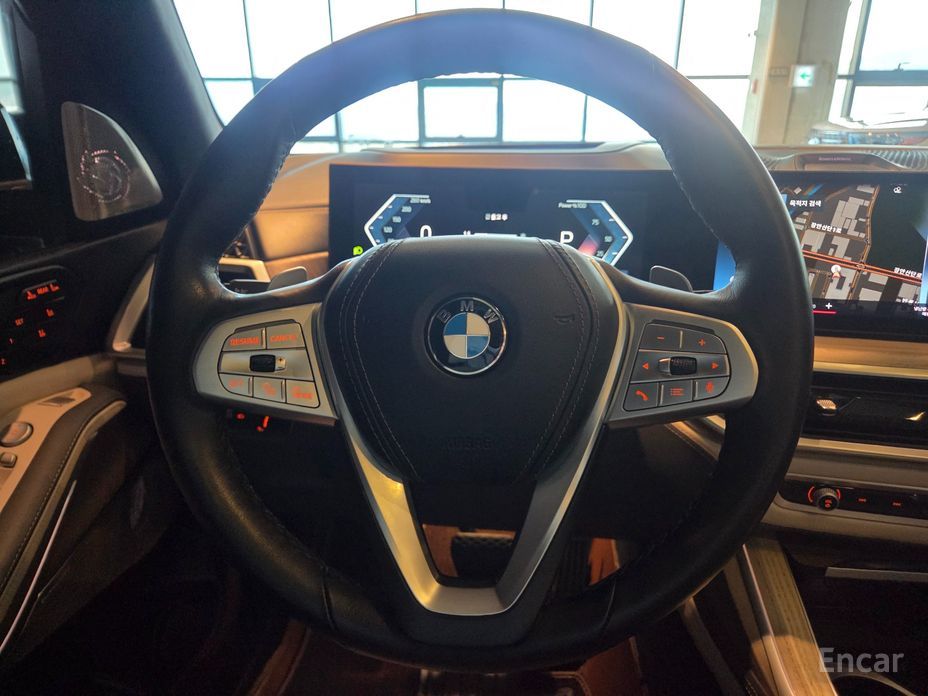 2023 BMW X7 I (G07) Рестайлинг xDrive 40i Design Pure Excellence Frist Edition 6STR с пробегом 89 985 км