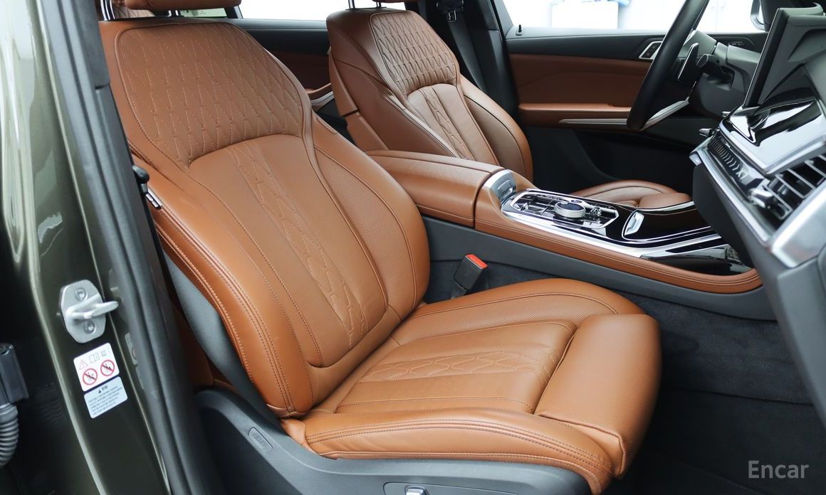 2023 BMW X7 I (G07) Рестайлинг xDrive 40i M Sport 6STR с пробегом 44 081 км