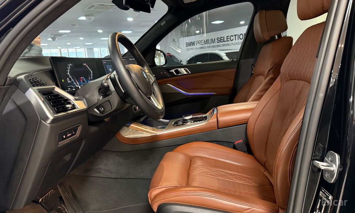 2023 BMW X7 I (G07) Рестайлинг xDrive 40i Design Pure Excellence 6-Seater с пробегом 24 856 км