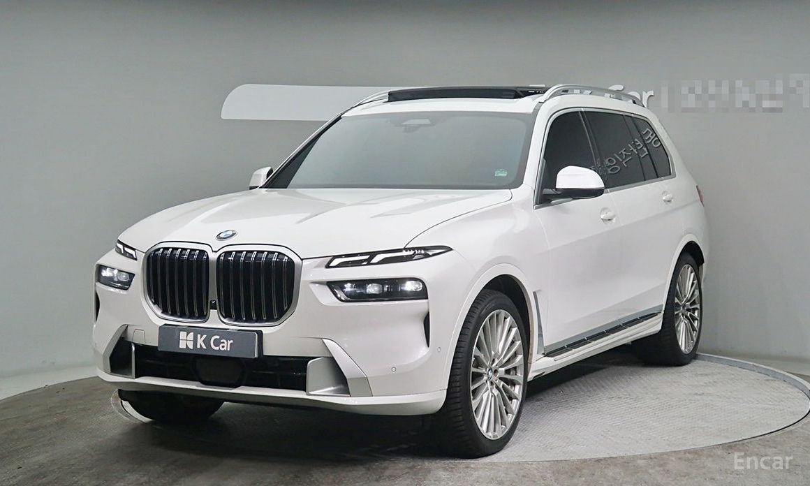 2023 BMW X7 I (G07) Рестайлинг xDrive 40i Design Pure Excellence 6-Seater с пробегом 15 365 км