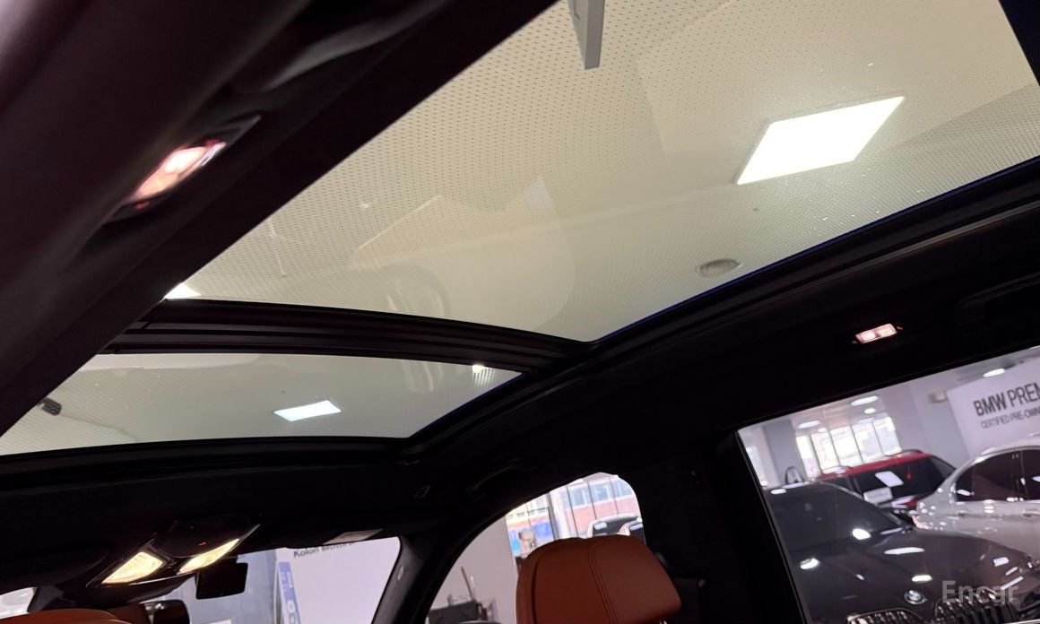 2023 BMW X7 I (G07) Рестайлинг xDrive 40i Design Pure Excellence 6-Seater с пробегом 24 856 км
