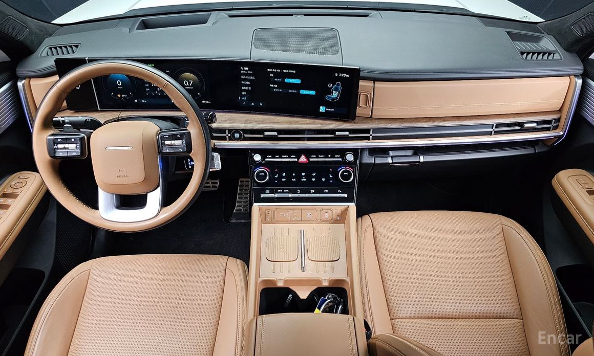 2023 Hyundai Santa Fe V (MX5) Gasoline 2.5T 2WD Calligraphy с пробегом 18 936 км