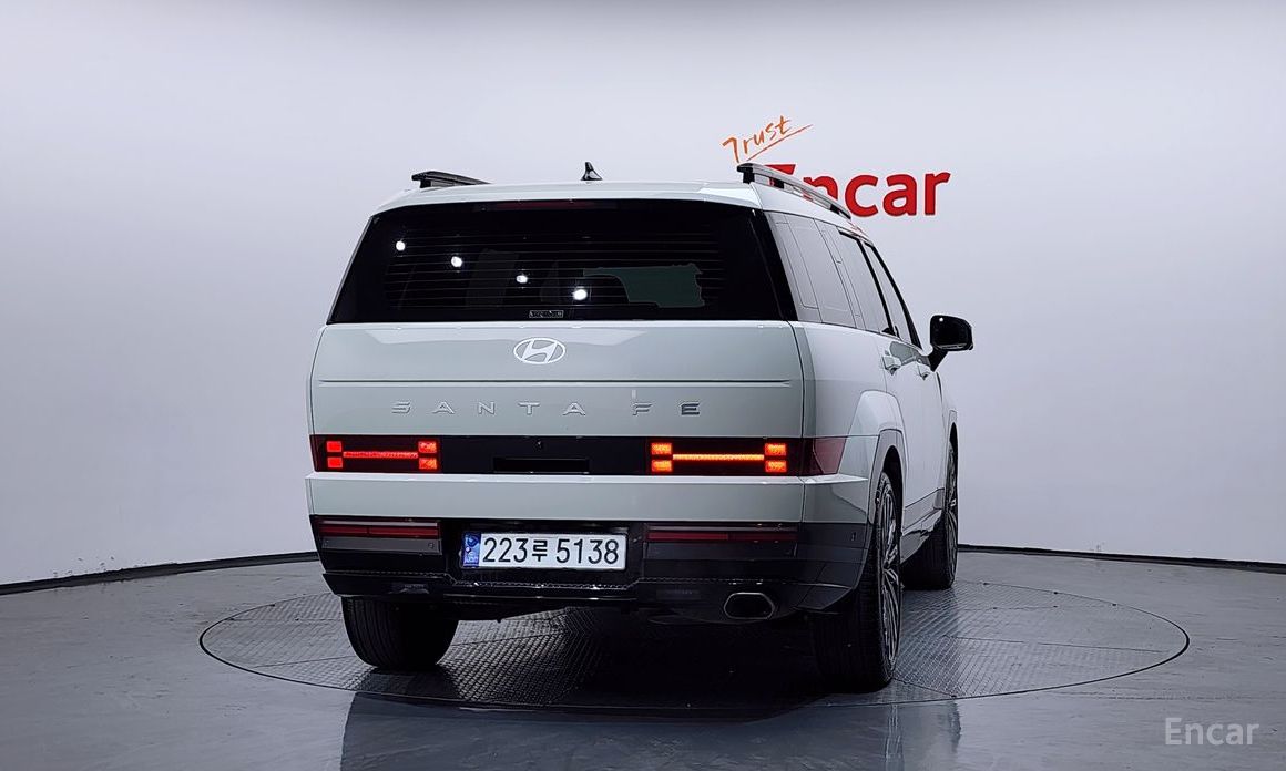 2024 Hyundai Santa Fe V (MX5) Gasoline 2.5T 2WD Calligraphy с пробегом 24 680 км