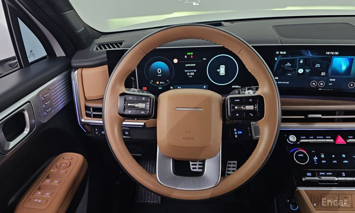 2023 Hyundai Santa Fe V (MX5) Gasoline 2.5T 2WD Calligraphy с пробегом 34 933 км