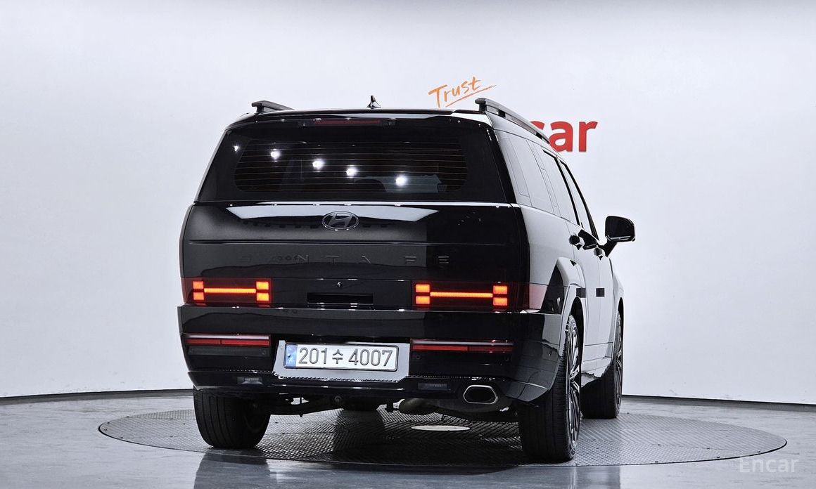 2024 Hyundai Santa Fe V (MX5) Gasoline 2.5T 2WD Calligraphy с пробегом 48 174 км