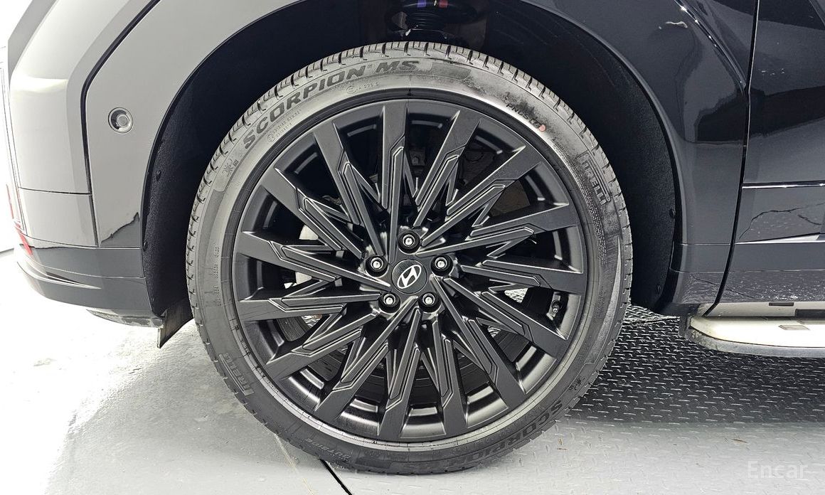 2023 Hyundai Santa Fe V (MX5) Gasoline 2.5T 2WD Calligraphy с пробегом 15 925 км