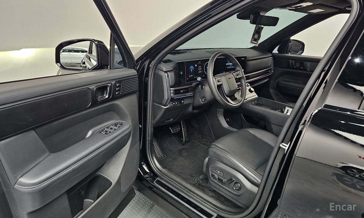 2024 Hyundai Santa Fe V (MX5) Gasoline 2.5T 2WD Calligraphy с пробегом 48 174 км