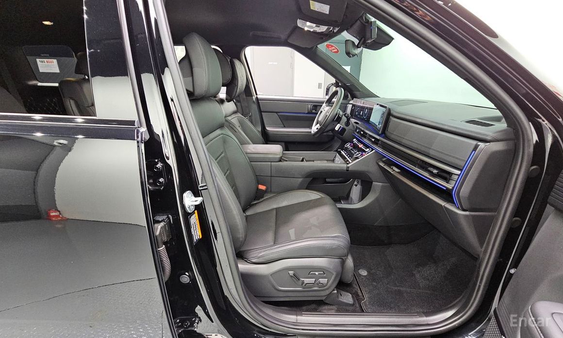 2023 Hyundai Santa Fe V (MX5) Gasoline 2.5T 2WD Calligraphy с пробегом 15 925 км