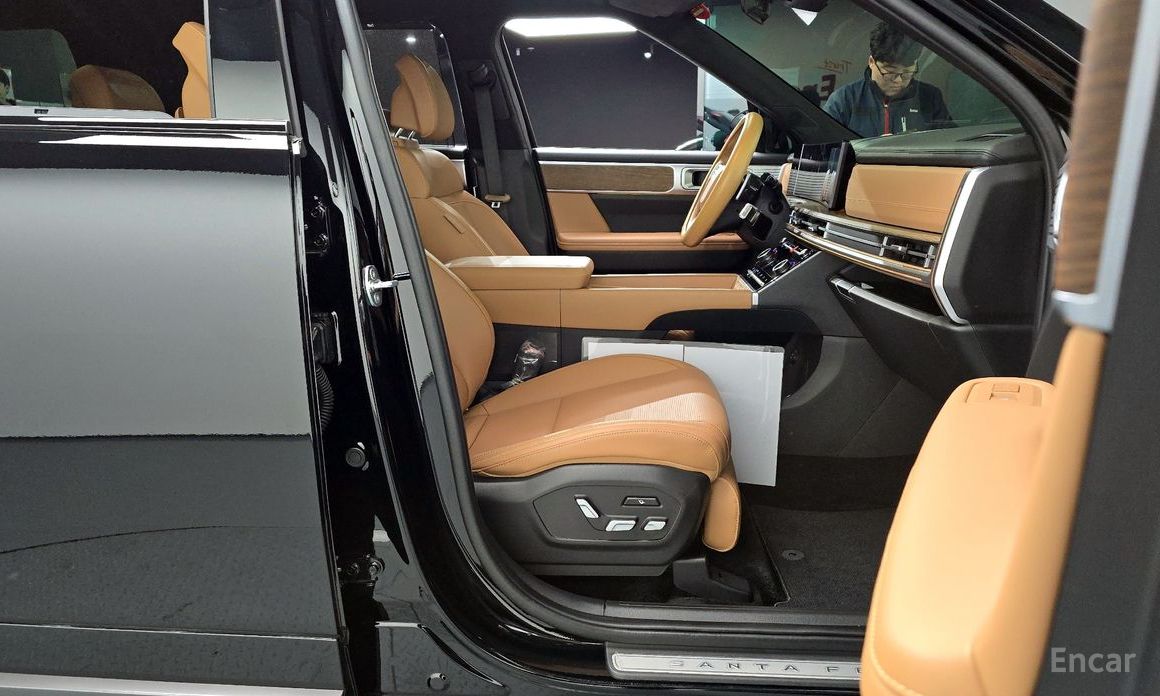 2023 Hyundai Santa Fe V (MX5) Gasoline 2.5T 2WD Calligraphy с пробегом 49 991 км
