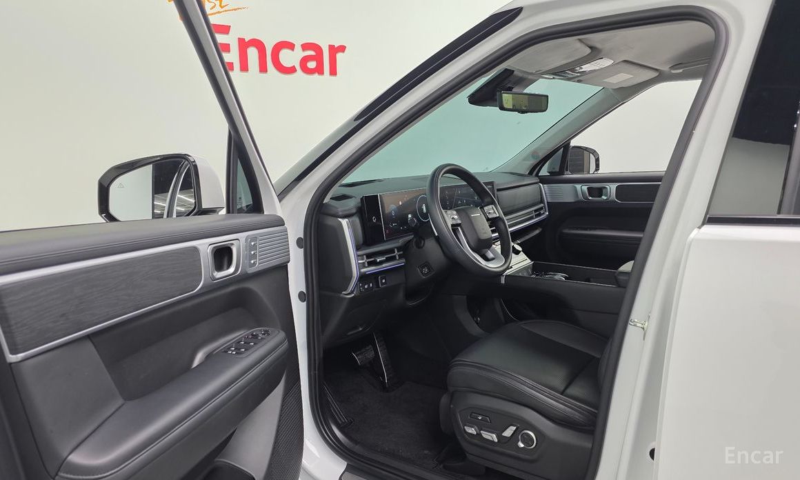 2024 Hyundai Santa Fe V (MX5) Gasoline 2.5T 2WD Calligraphy с пробегом 17 265 км