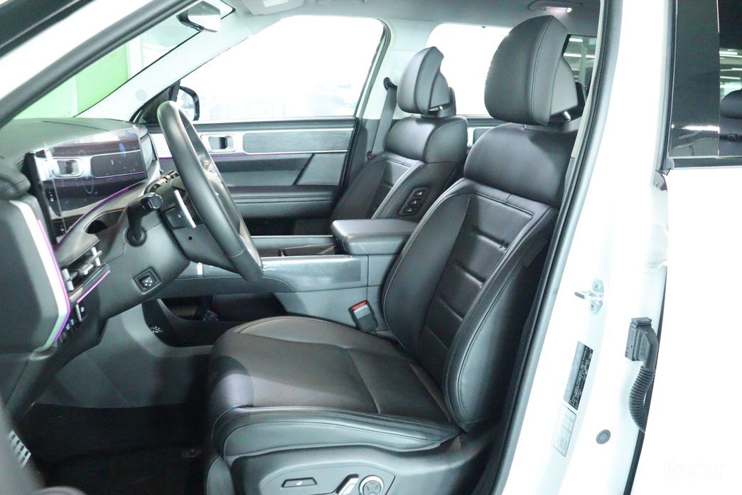 2023 Hyundai Santa Fe V (MX5) Gasoline 2.5T 4WD Calligraphy с пробегом 12 841 км