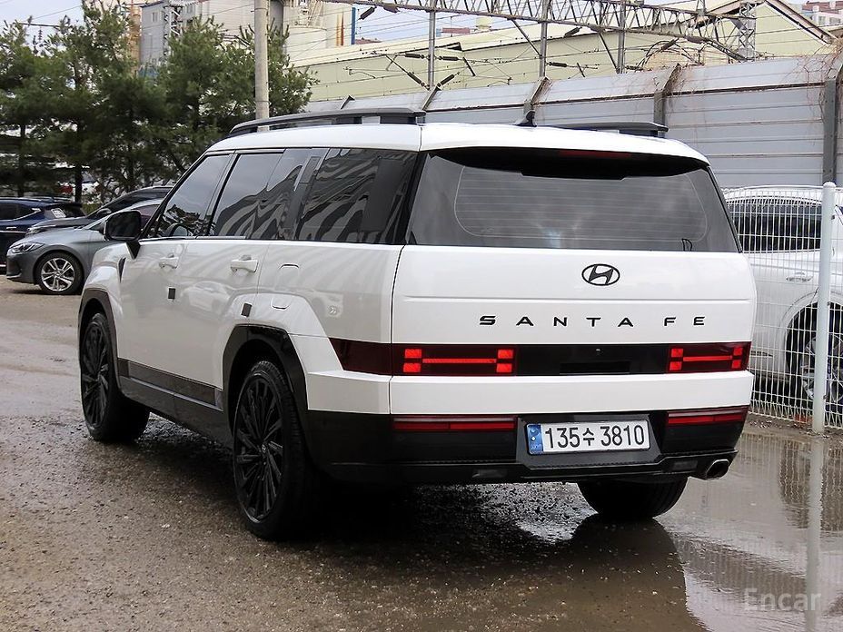 2024 Hyundai Santa Fe V (MX5) Gasoline 2.5T 2WD Calligraphy с пробегом 18 771 км