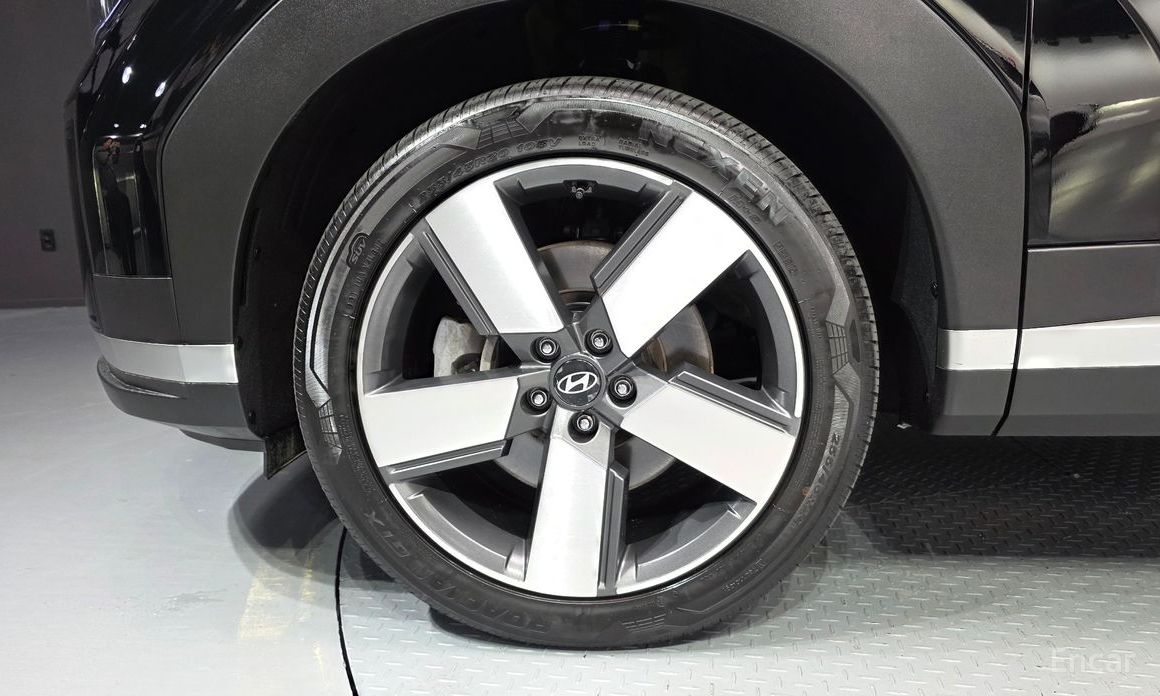 2024 Hyundai Santa Fe V (MX5) Gasoline 2.5T 4WD Prestige с пробегом 10 285 км