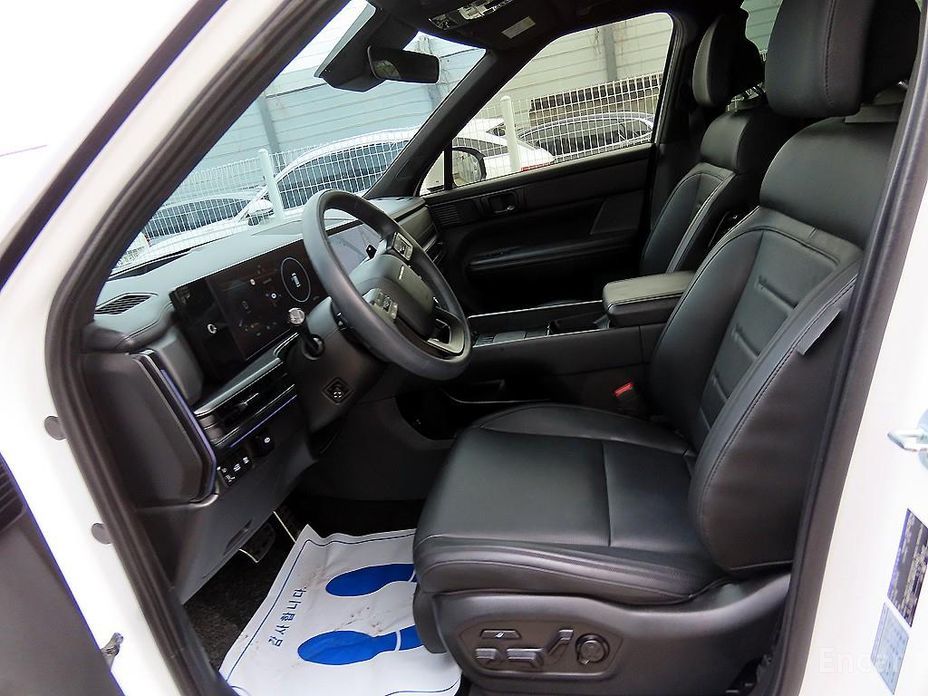 2024 Hyundai Santa Fe V (MX5) Gasoline 2.5T 2WD Calligraphy с пробегом 18 771 км
