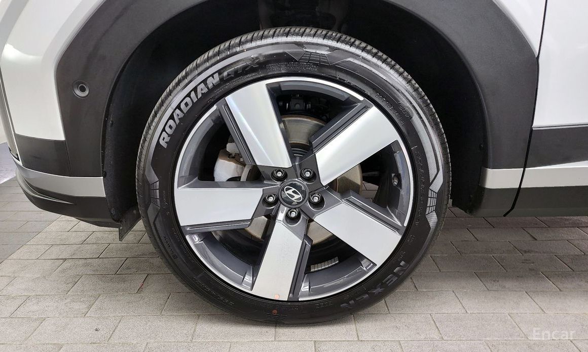 2024 Hyundai Santa Fe V (MX5) Gasoline 2.5T 2WD Prestige Plus с пробегом 14 931 км