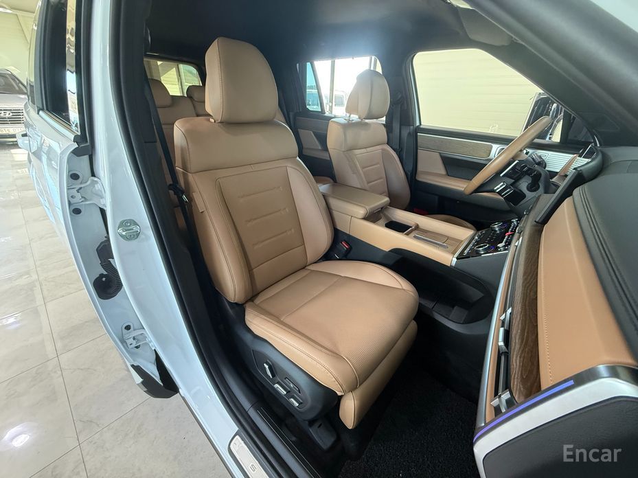 2024 Hyundai Santa Fe V (MX5) Gasoline 2.5T 4WD Prestige с пробегом 9 720 км