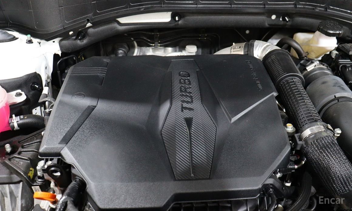 2024 Hyundai Santa Fe V (MX5) Gasoline 2.5T 2WD Calligraphy с пробегом 9 811 км