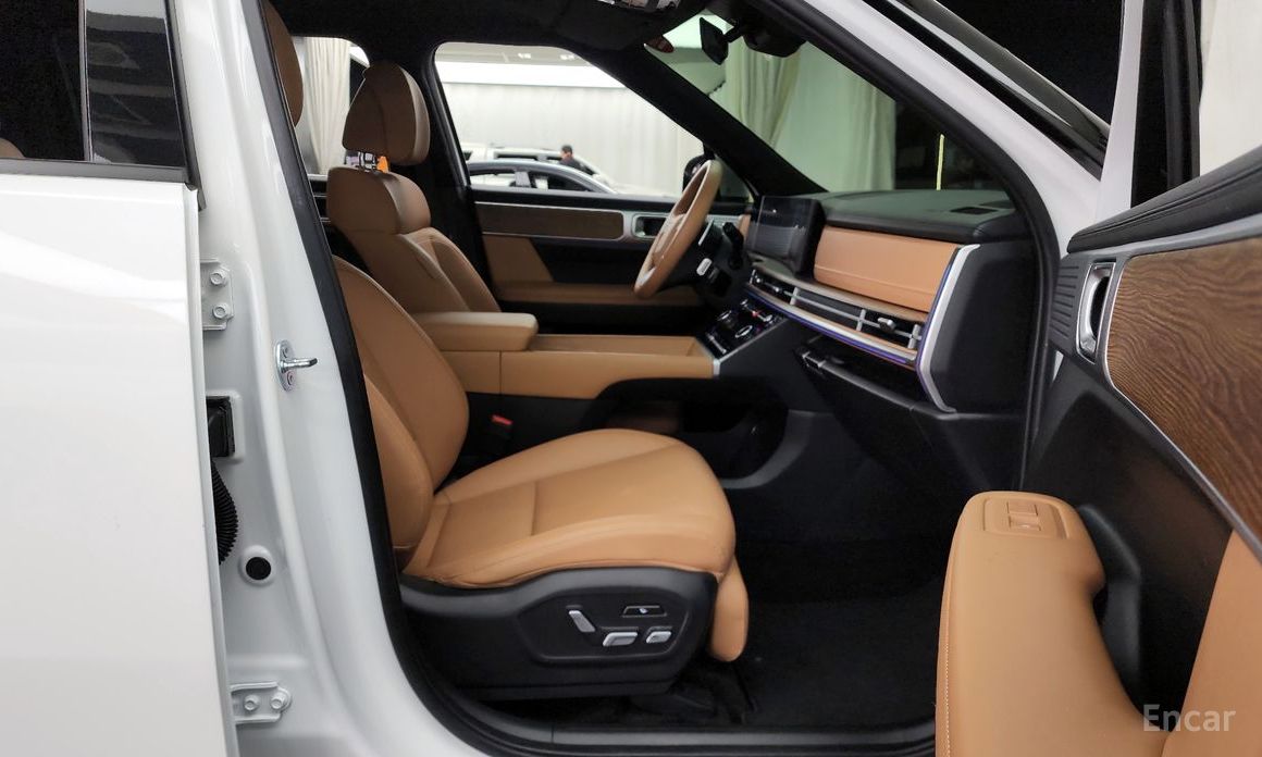 2024 Hyundai Santa Fe V (MX5) Gasoline 2.5T 2WD Prestige Plus с пробегом 14 931 км
