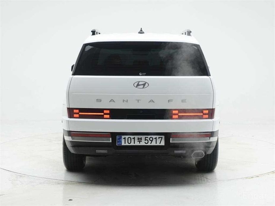 2024 Hyundai Santa Fe V (MX5) Gasoline 2.5T 2WD Prestige с пробегом 8 747 км