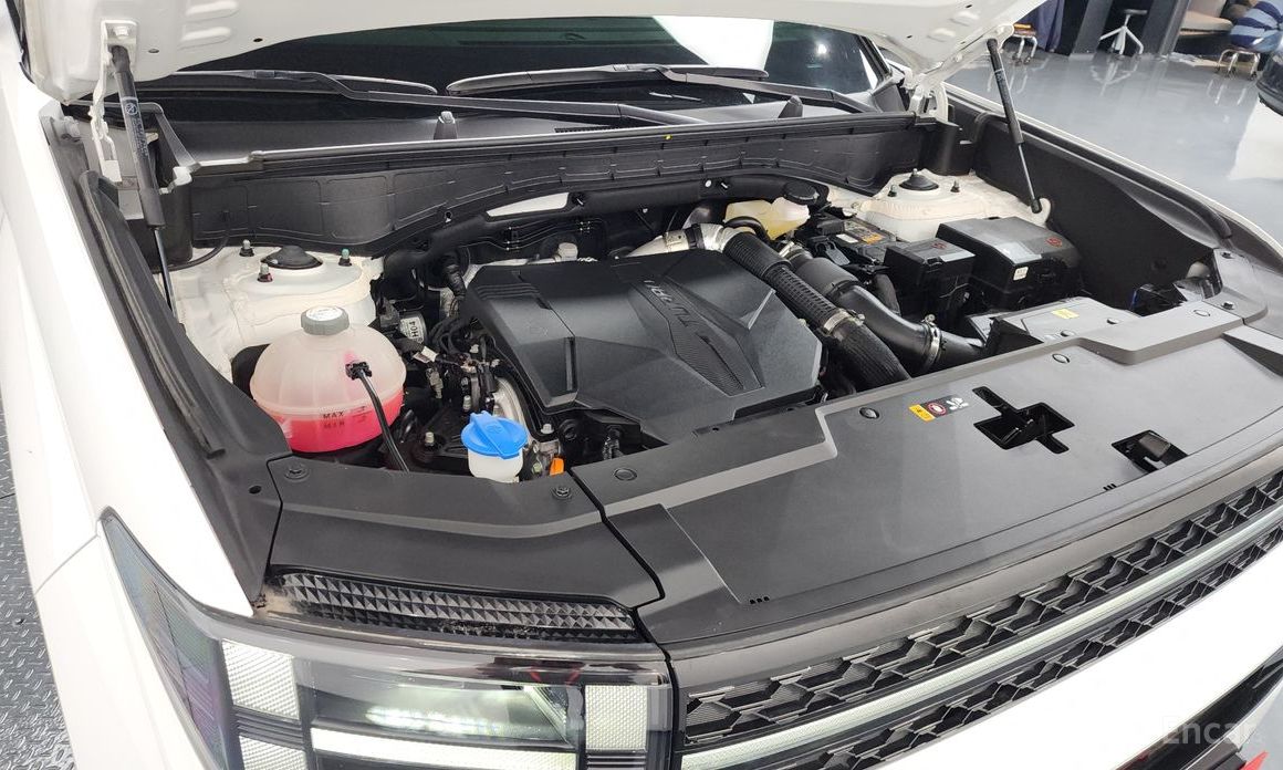 2023 Hyundai Santa Fe V (MX5) Gasoline 2.5T 2WD Calligraphy с пробегом 7 429 км