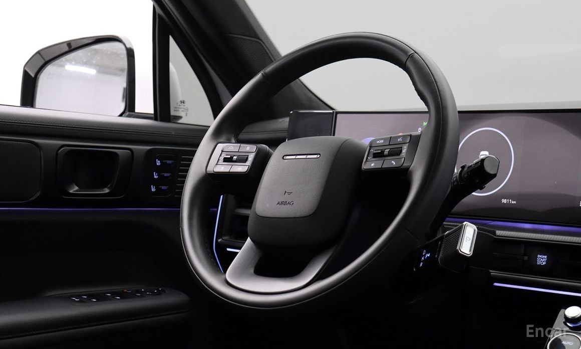 2024 Hyundai Santa Fe V (MX5) Gasoline 2.5T 2WD Calligraphy с пробегом 9 811 км