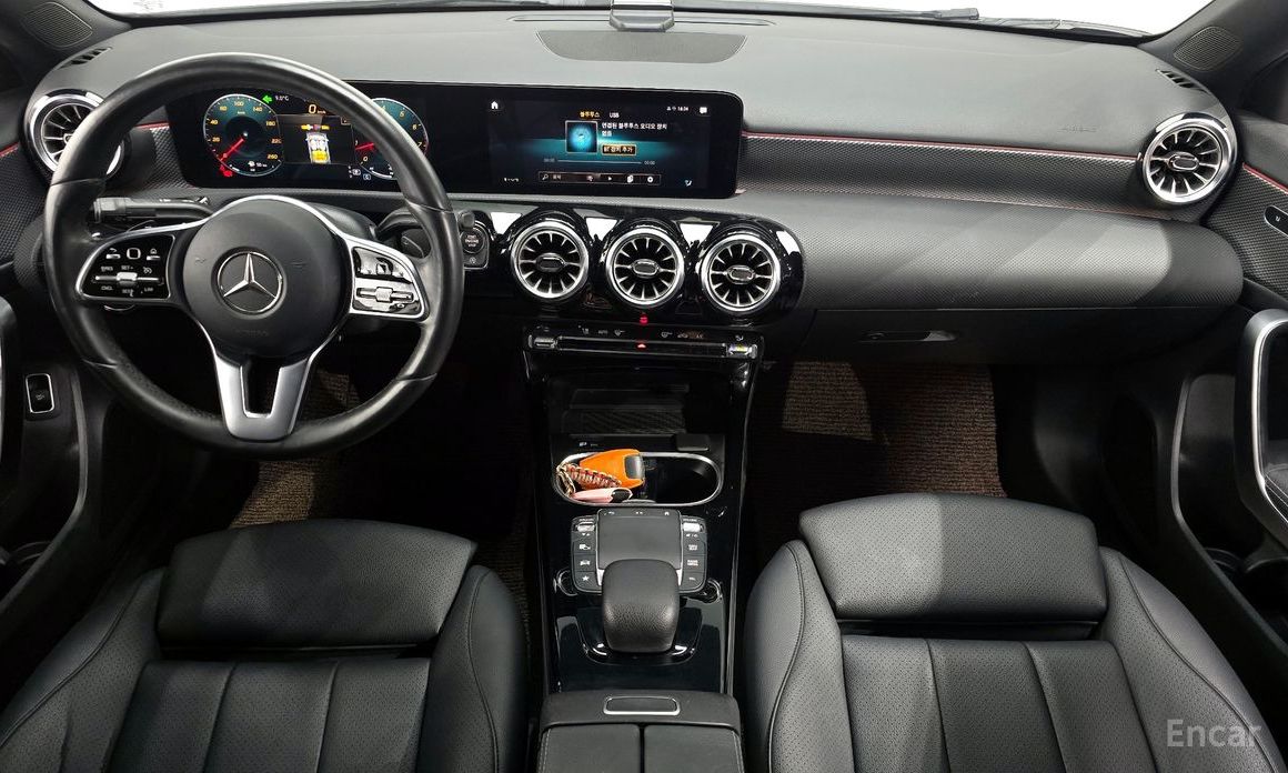 2021 Mercedes-Benz A-Класс IV (W177) A220 Sedan с пробегом 61 212 км