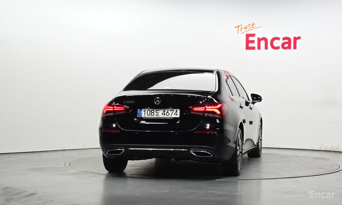 2021 Mercedes-Benz A-Класс IV (W177) A220 Sedan с пробегом 99 485 км